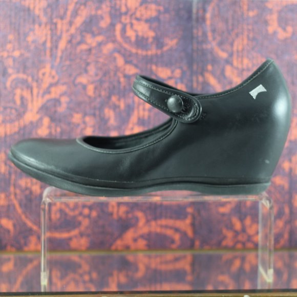 CAMPER Black Leather Mary Jane Wedges - Picture 3 of 16